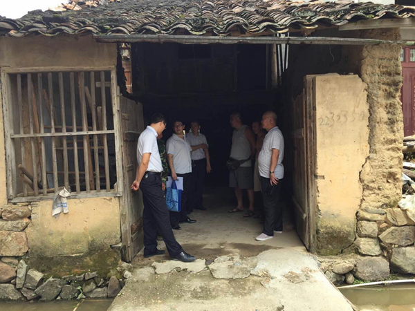 旧乡镇人口_会昌县乡镇人口分布图(2)