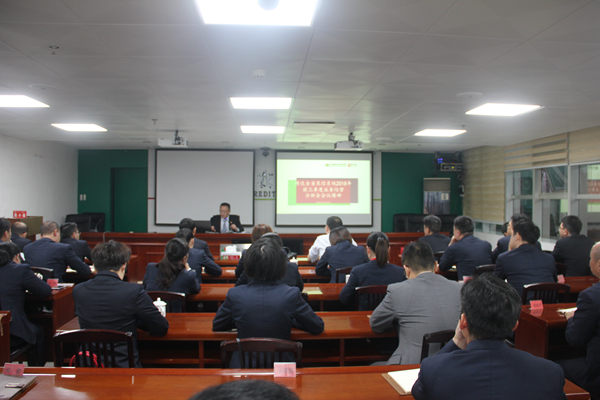 张镇招聘_张镇妇女专场招聘会开到家门口(5)