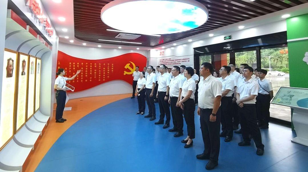 漳州农商银行开展系列警示教育，推进学习教育，强化作风建设